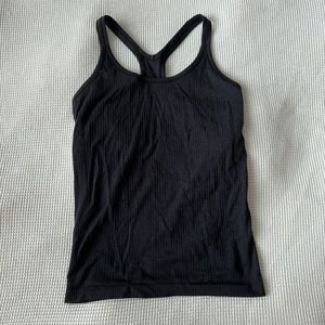 Lululemon gray tank with built in bra